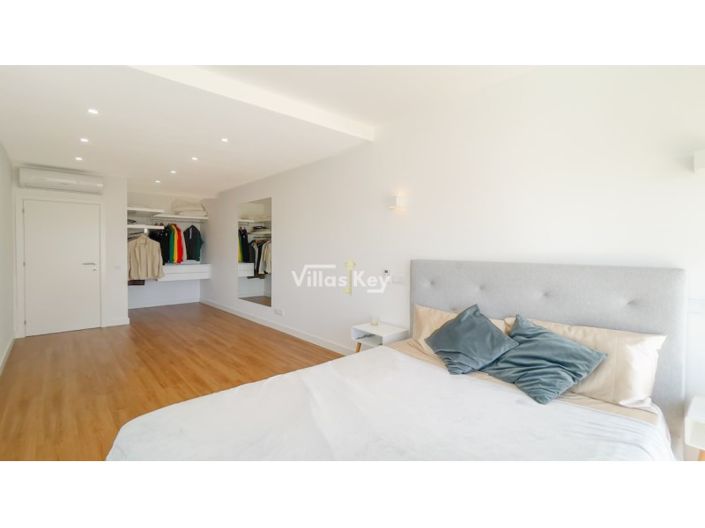 Image No.20-2 Bed House for sale