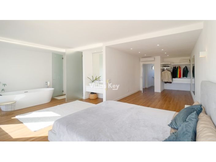 Image No.22-2 Bed House for sale