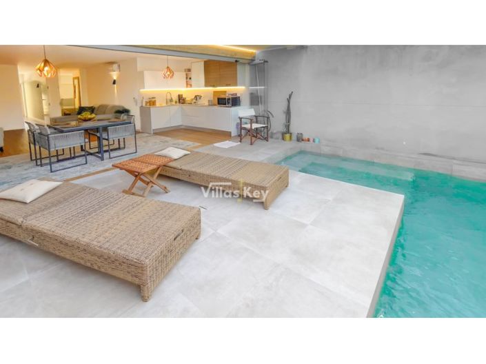 Image No.38-2 Bed House for sale