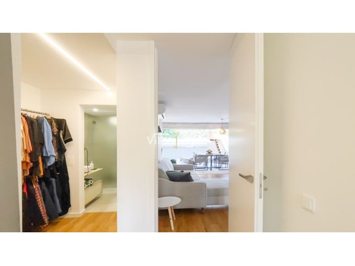 Image No.46-2 Bed House for sale