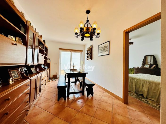 Image No.33-4 Bed House for sale