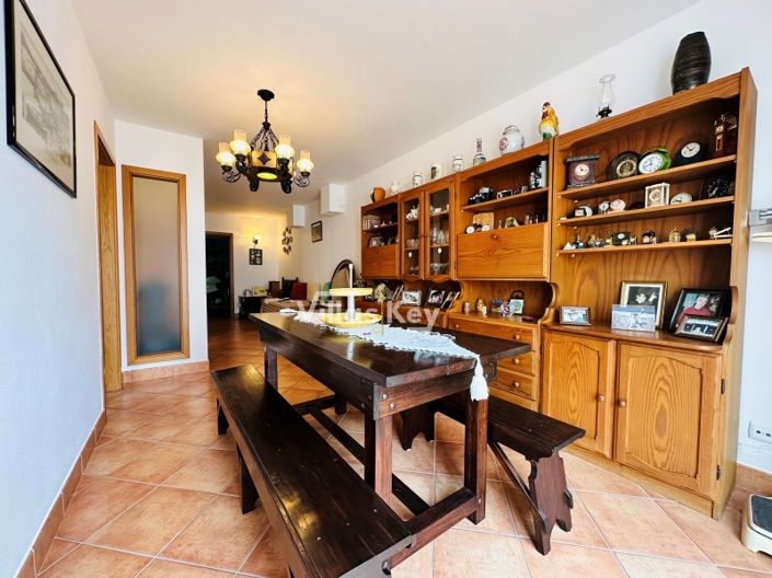 Image No.35-4 Bed House for sale