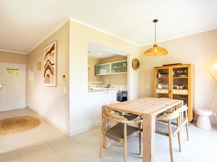 Image No.10-2 Bed House for sale