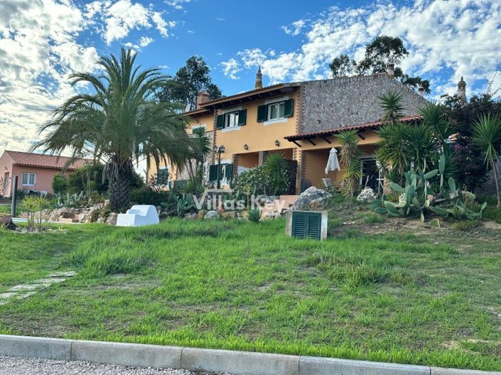 Image No.16-8 Bed Farmhouse for sale