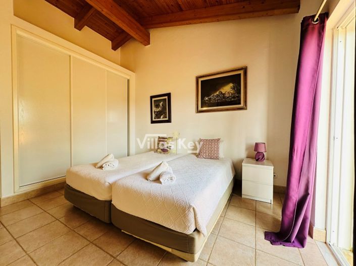 Image No.52-8 Bed Farmhouse for sale