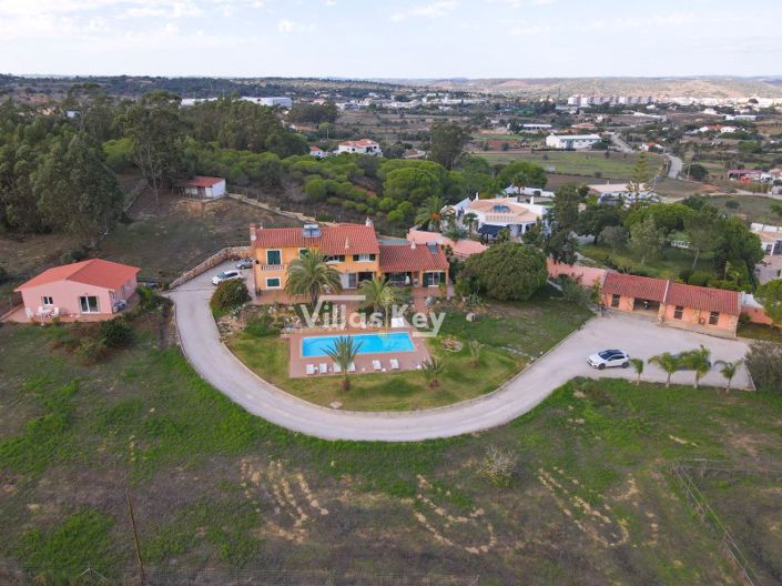 Image No.58-8 Bed Farmhouse for sale