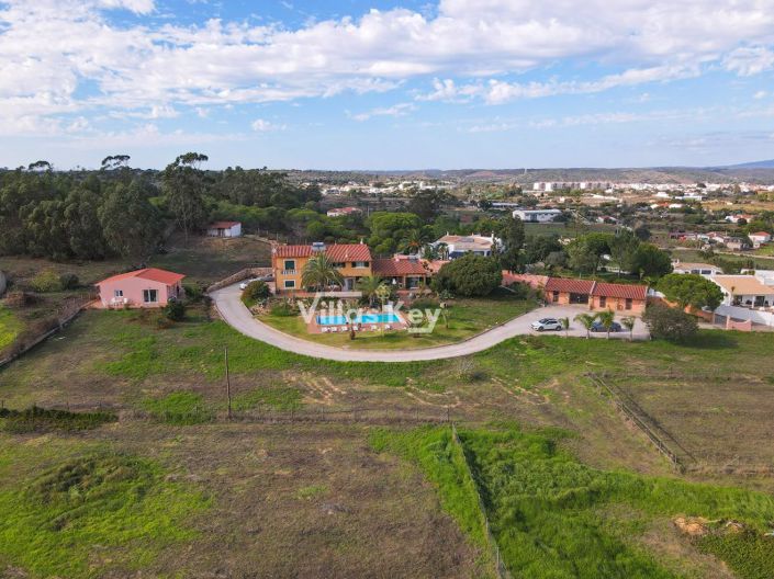 Image No.59-8 Bed Farmhouse for sale