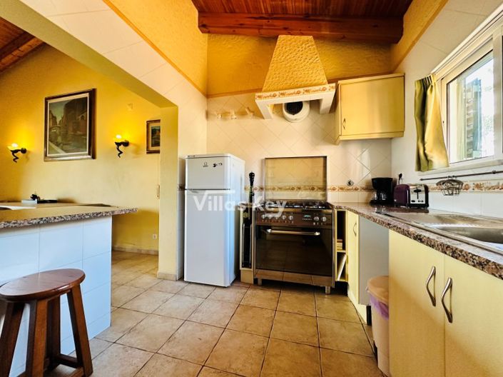 Image No.8-8 Bed Farmhouse for sale