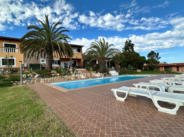 Image No.11-8 Bed Farmhouse for sale