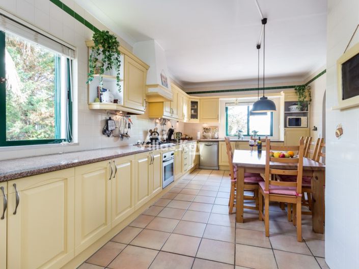 Image No.17-3 Bed House for sale