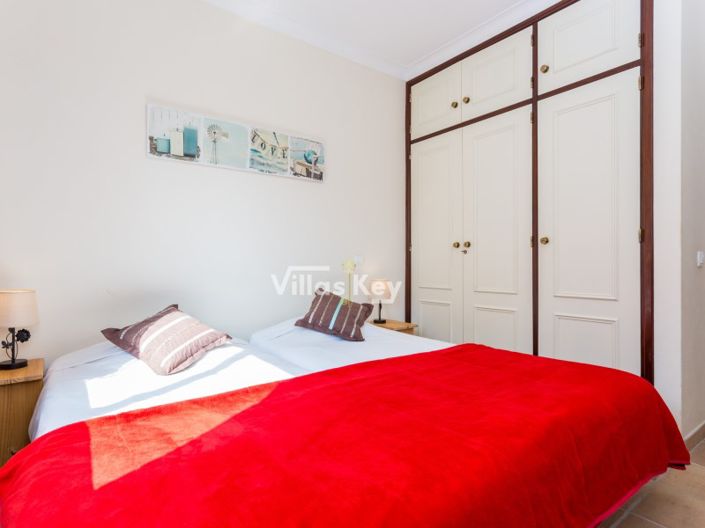 Image No.29-3 Bed House for sale