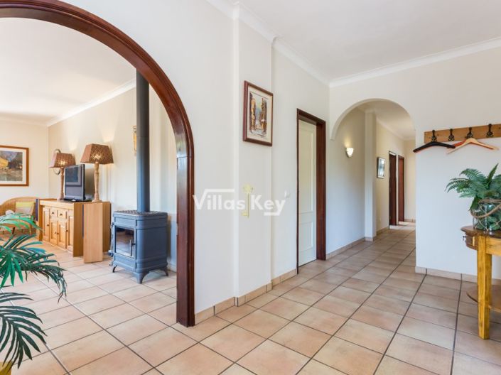 Image No.9-3 Bed House for sale