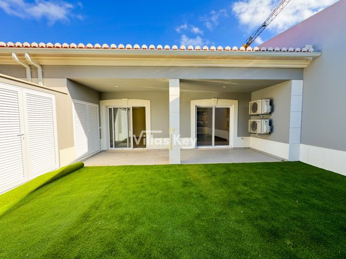 Image No.12-2 Bed House for sale