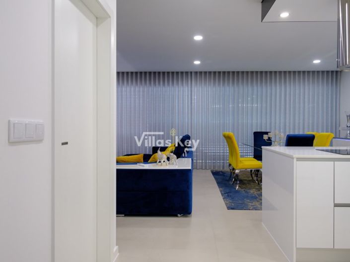 Image No.13-4 Bed House for sale