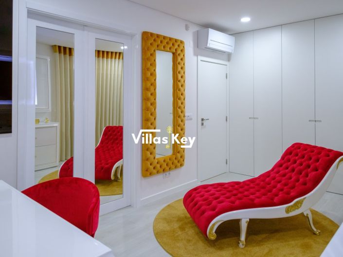 Image No.33-4 Bed House for sale