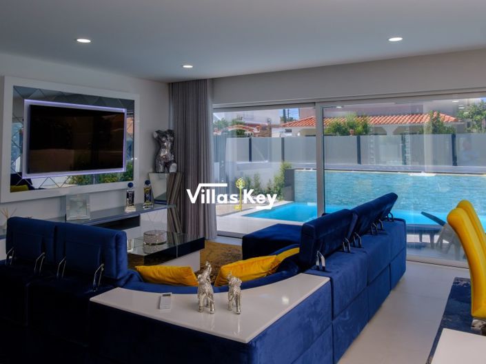 Image No.36-4 Bed House for sale