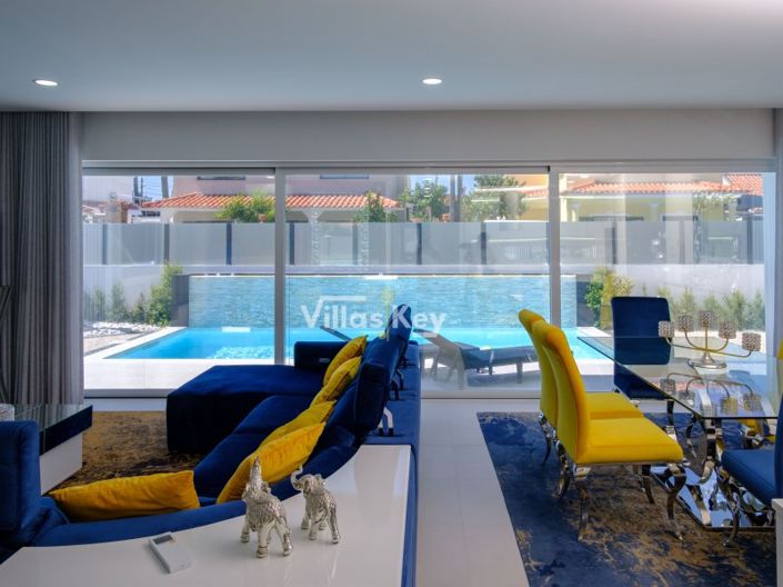 Image No.38-4 Bed House for sale