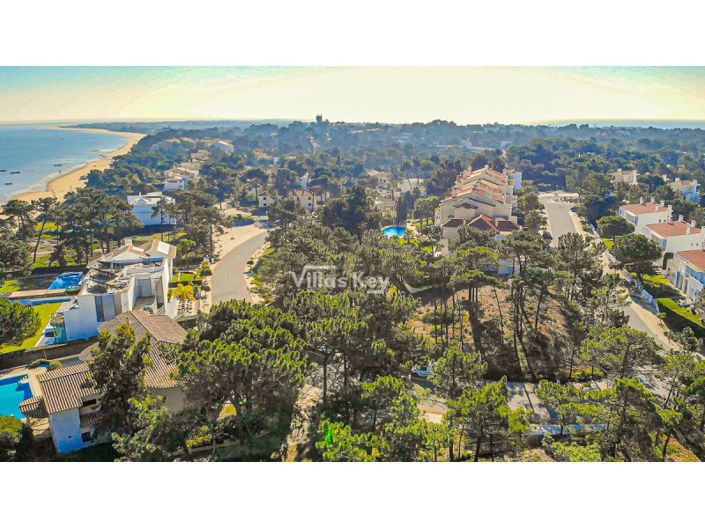 Image No.12-4 Bed House for sale