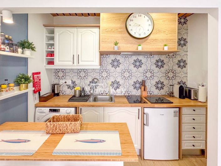 Image No.6-1 Bed House for sale