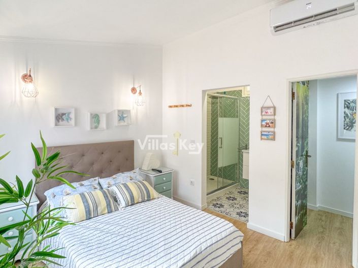 Image No.13-1 Bed House for sale