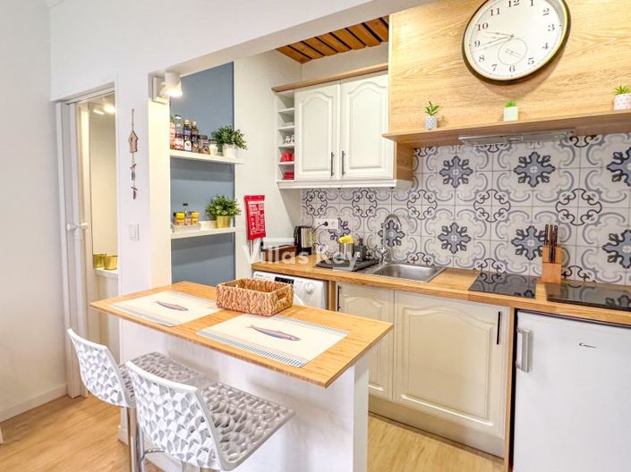 Image No.5-1 Bed House for sale