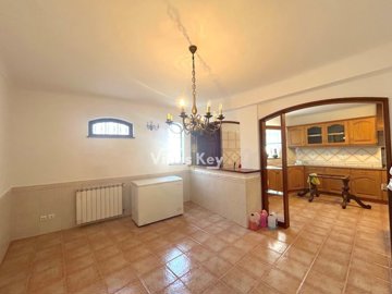 id39728601-0000-0500-0000-0000144b0f0d