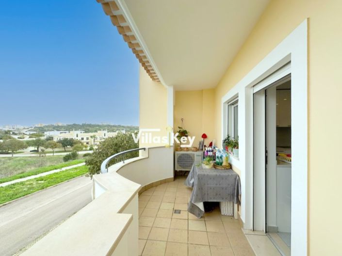 Image No.10-3 Bed Apartment for sale