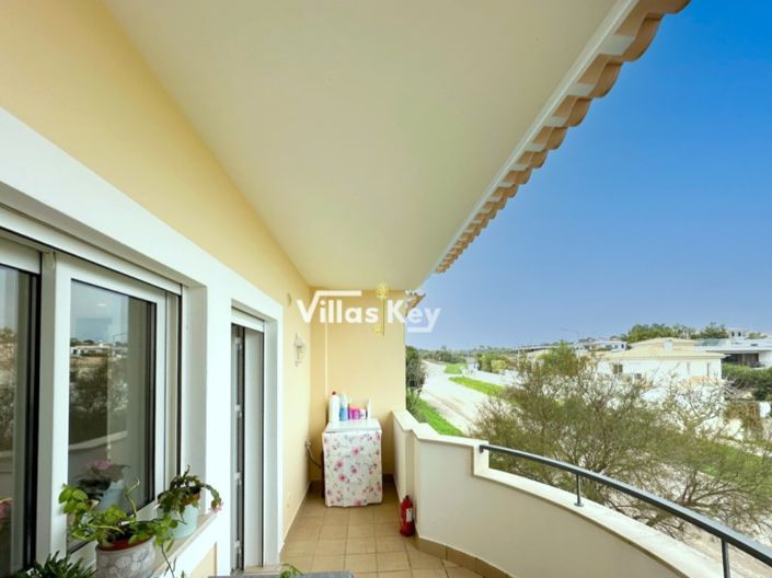 Image No.11-3 Bed Apartment for sale