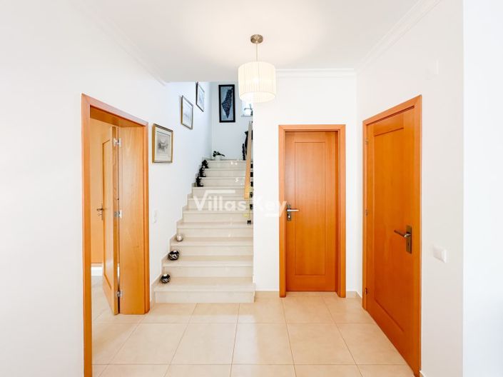 Image No.14-3 Bed Apartment for sale