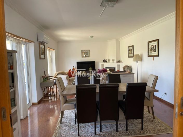 Image No.21-4 Bed House for sale