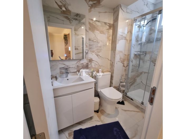 Image No.38-4 Bed House for sale