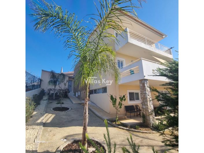 Image No.7-4 Bed House for sale