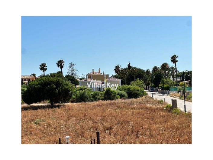 Image No.2-Terrain à vendre à Lagos