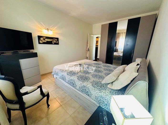 Image No.14-5 Bed House for sale