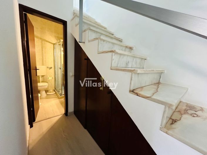 Image No.16-2 Bed House for sale