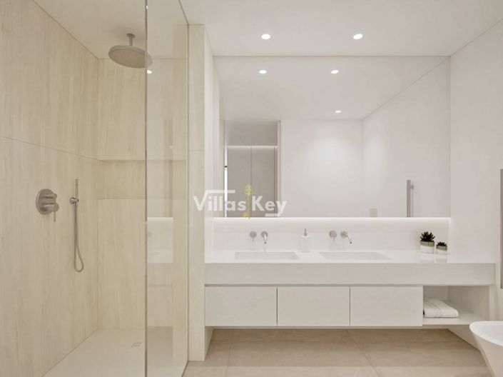 Image No.24-4 Bed House for sale