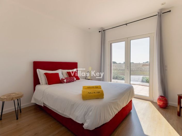 Image No.33-5 Bed Farmhouse for sale