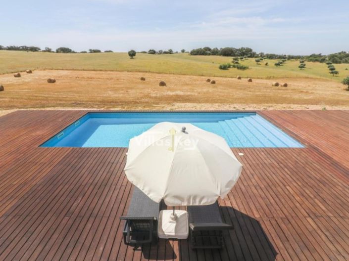 Image No.39-5 Bed Farmhouse for sale