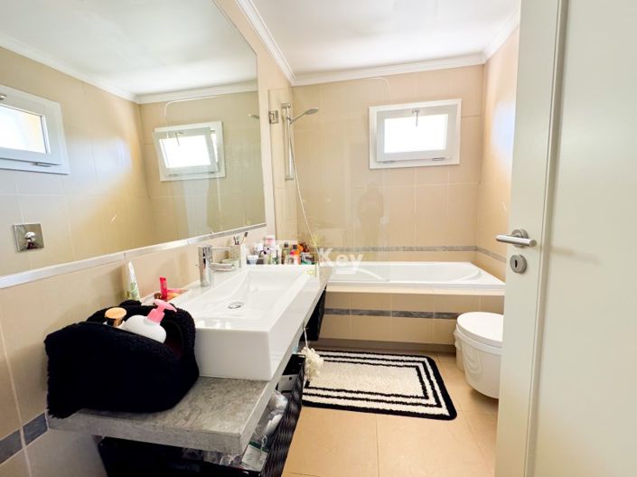 Image No.17-Maison de 2 chambres à vendre à Lagos