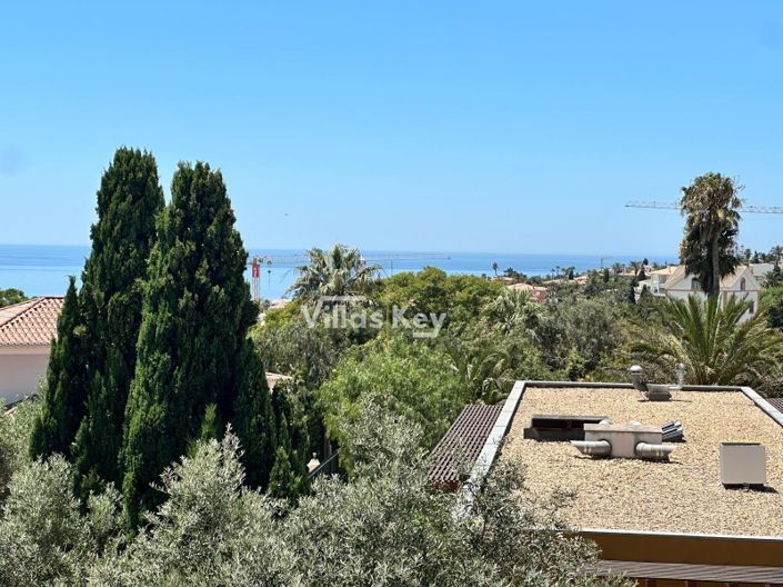 Image No.2-Maison de 2 chambres à vendre à Lagos