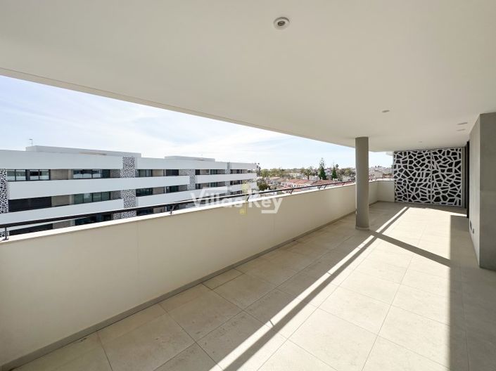 Image No.1-Appartement de 2 chambres à vendre à Lagos