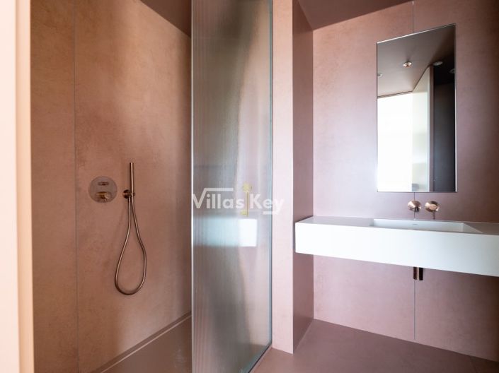 Image No.17-1 Bed Apartment for sale