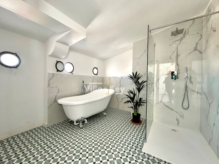 Image No.13-Maison de 4 chambres à vendre à Lagos