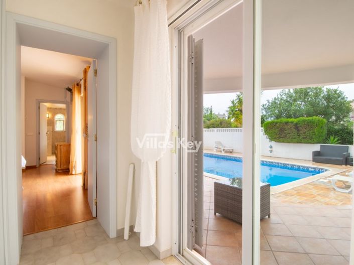 Image No.26-3 Bed House for sale