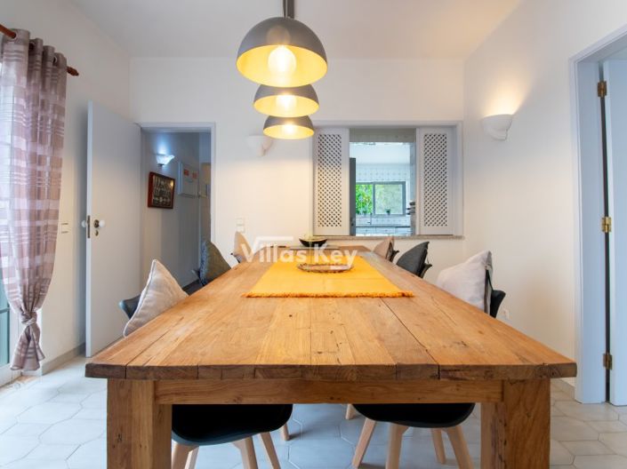 Image No.11-3 Bed House for sale