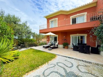 Maison de 3 chambres à vendre à Lagos