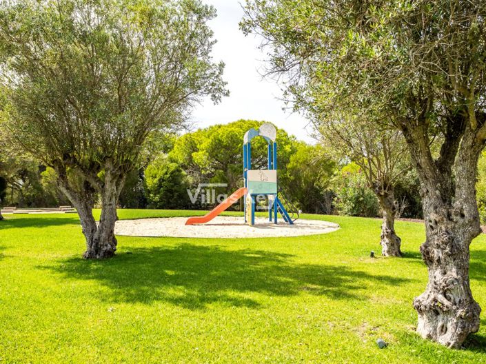 Image No.33-2 Bed House for sale