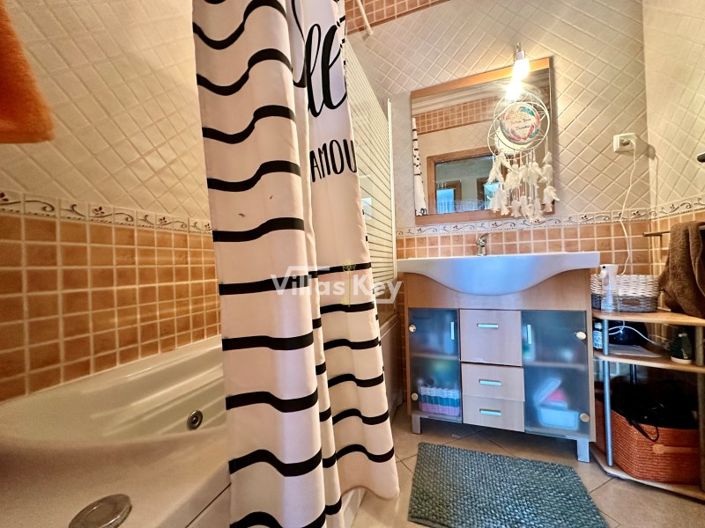 Image No.6-Appartement de 3 chambres à vendre à Lagos