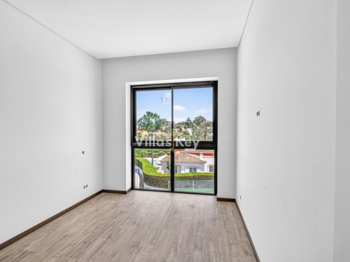 Image No.5-3 Bed Apartment for sale