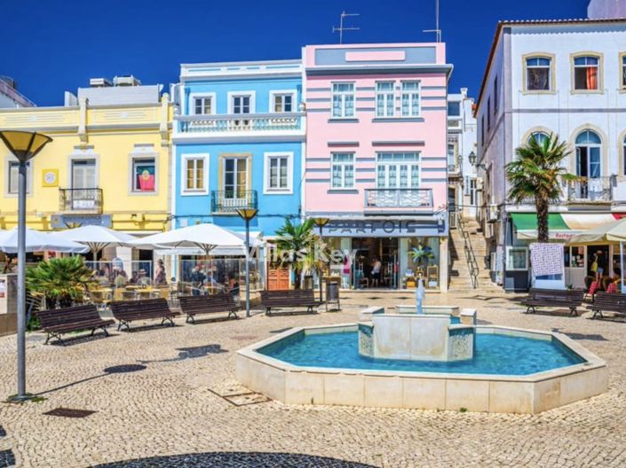 Image No.9-3 Bed Apartment for sale